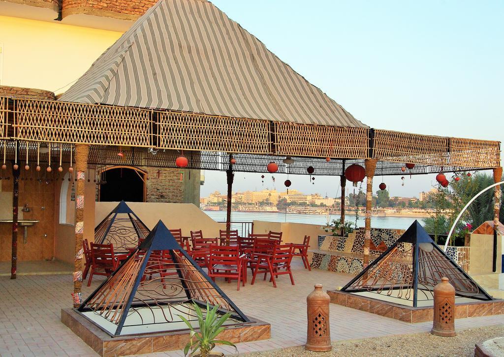 Pyramids Luxor Hotel & Spa Exterior photo