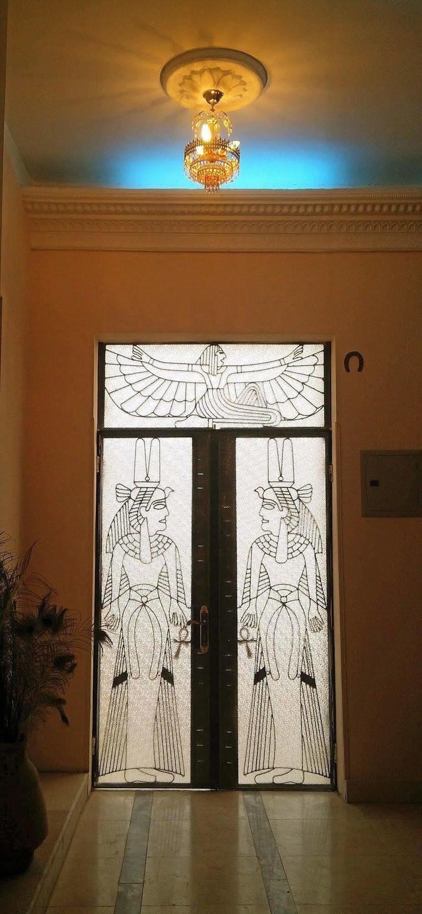 Pyramids Luxor Hotel & Spa Exterior photo